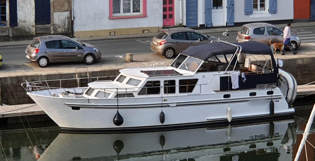 Vedette Hollandaise De 13 M Pour Sejour Insolite Hotel Nivillac Bagian luar foto